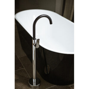 Akemi Chrome & Matte Black Bath Filler